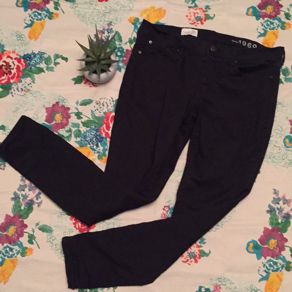 GAP BLACK SKINNY JEANS